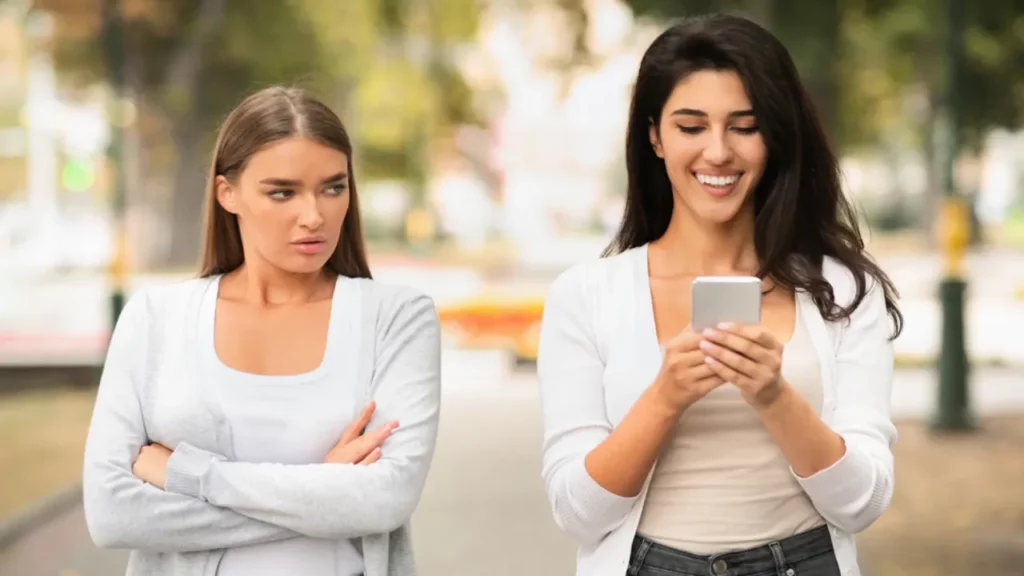 Signs of Jealousy in a Woman