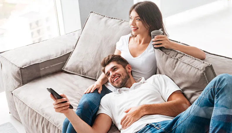 Signs Your Friend is Sleeping With Your Girlfriend