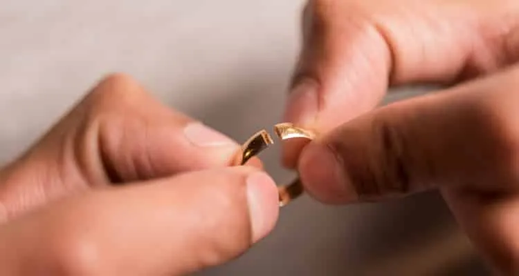 Signs of a Dead Marriage