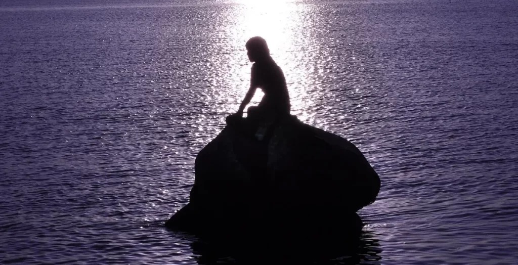 Who was the First Person to See Mermaid?