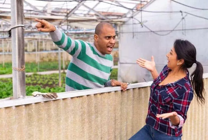 Signs of a Jealous Neighbor
