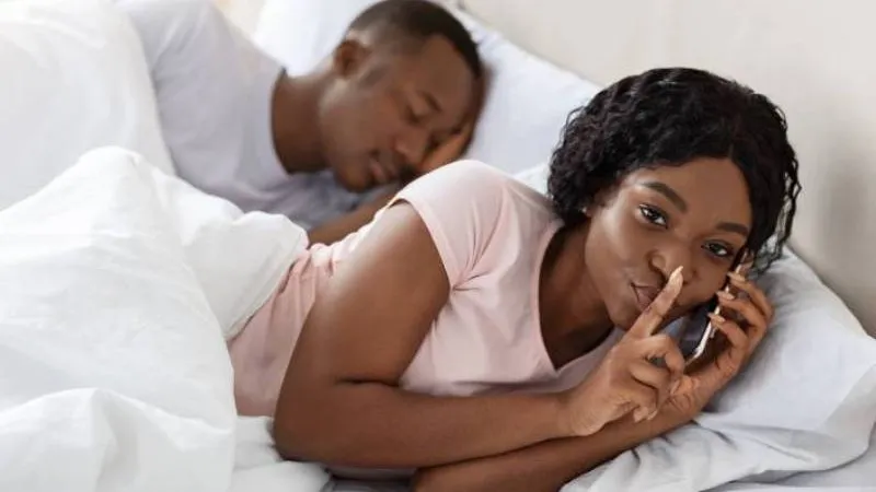 Signs of a Cheating Baby Mama