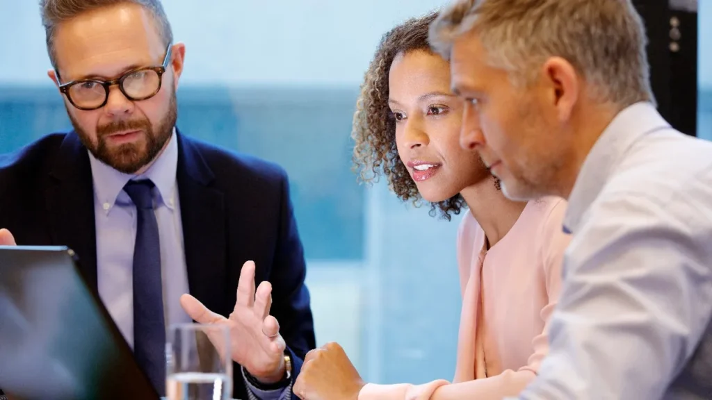 What to Look for Financial Advisor