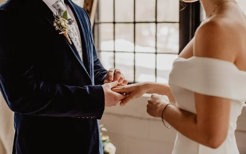 Signs a Marriage Can Be Saved